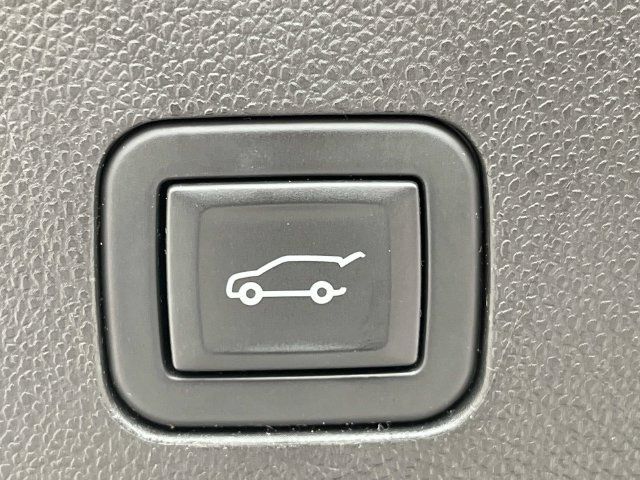 Used 2023 Chevrolet Tahoe Premier w/ Premium Package RWD image 26