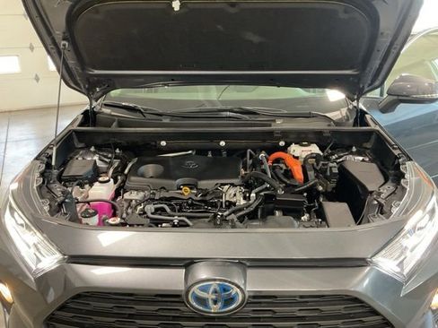 Used 2021 Toyota RAV4 XLE w/ Convenience Package AWD/4WD image 20