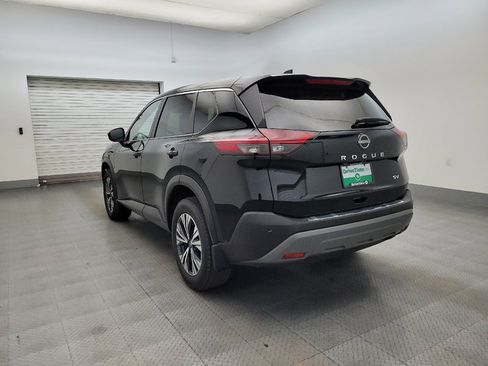Used 2023 Nissan Rogue SV FWD image 5