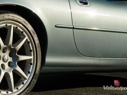 Used 2003 Jaguar XK8 Convertible RWD image 12