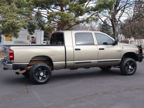 Used 2009 Dodge Ram 2500 Truck SLT image 4