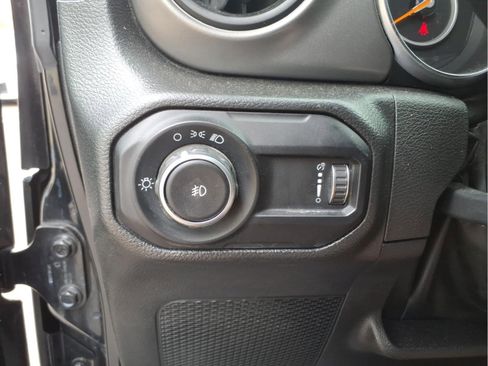 Used 2023 Jeep Wrangler Sport AWD/4WD image 14