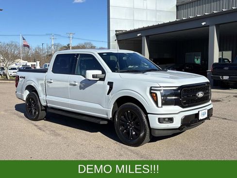 Used 2025 Ford F150 Lariat AWD/4WD image 3