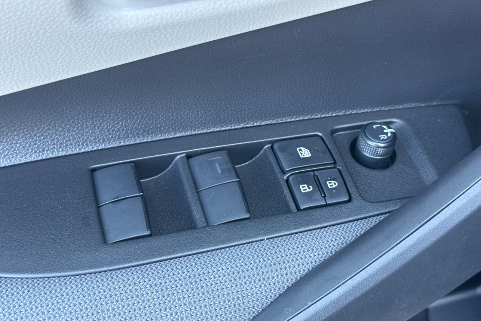 New 2026 Toyota Corolla LE w/ LE Premium Package FWD image 14