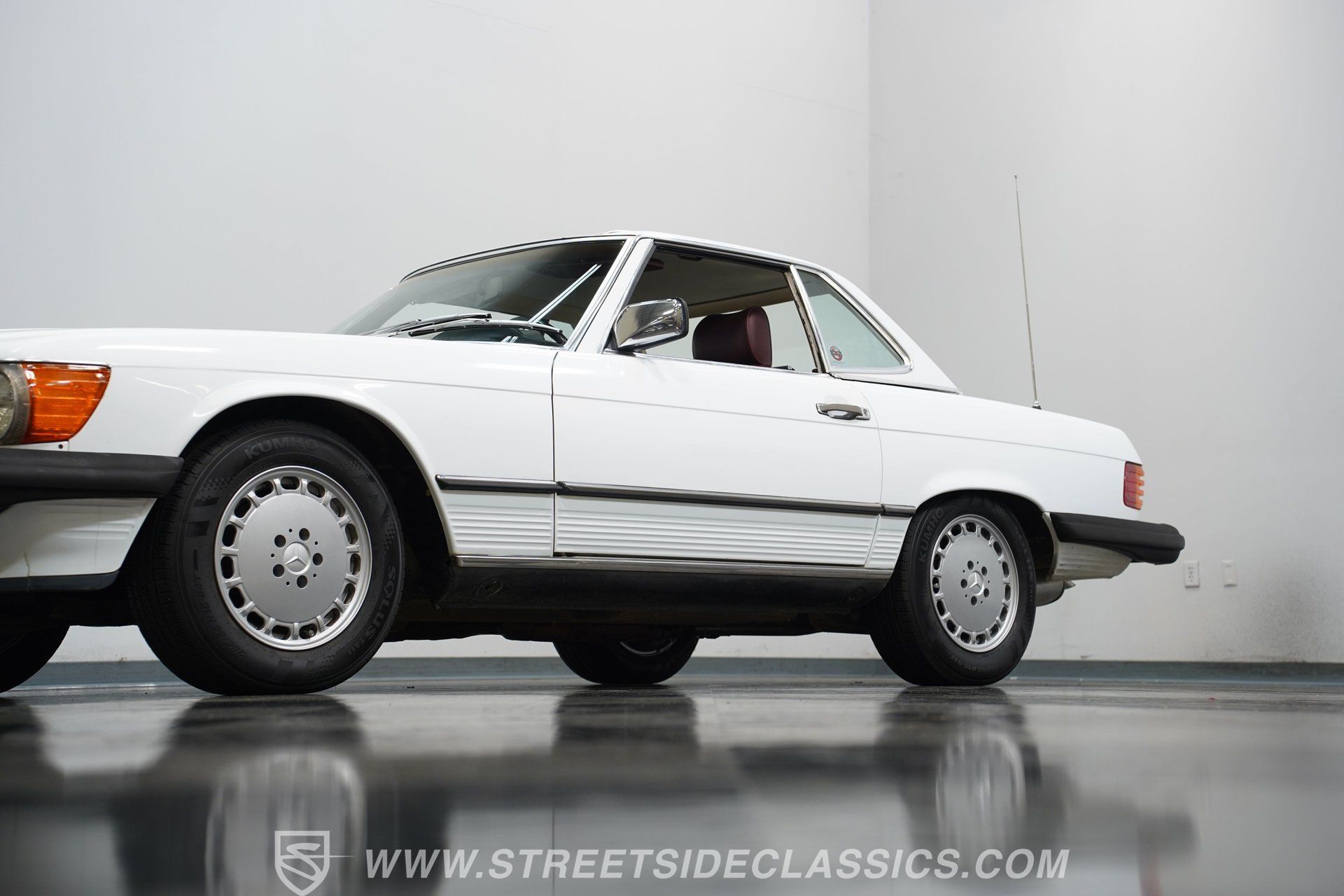 Used 1989 Mercedes-Benz 560 SL image 22