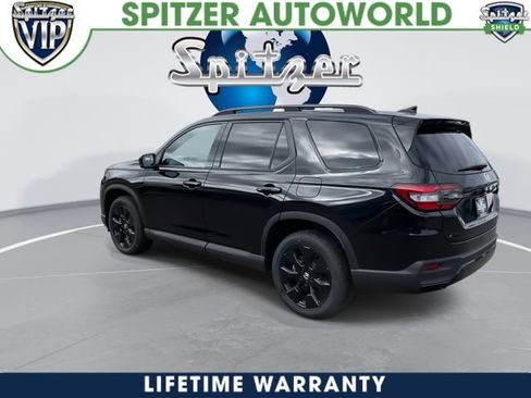New 2026 Honda Pilot Black Edition image 8