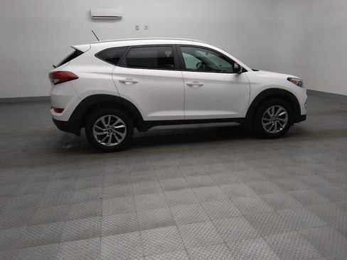 Used 2017 Hyundai Tucson SE AWD/4WD image 10