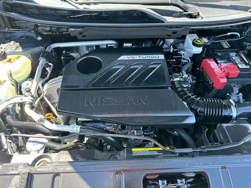 Used 2025 Nissan Rogue SV FWD image 28