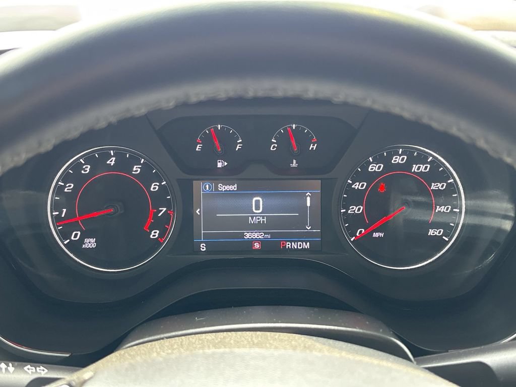 Used 2023 Chevrolet Camaro LT w/ Technology Package RWD image 10