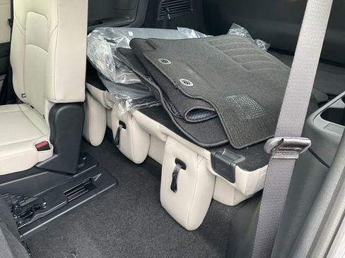 New 2026 Nissan Pathfinder SL AWD/4WD image 28