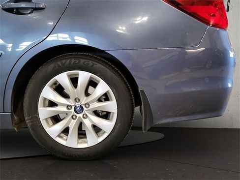 Used 2016 Subaru Legacy 2.5i Premium w/ Moonroof Package image 13