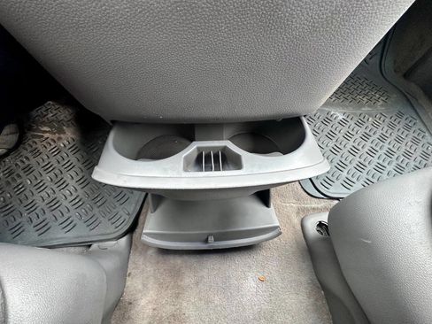 Used 2006 Kia Sedona EX image 14