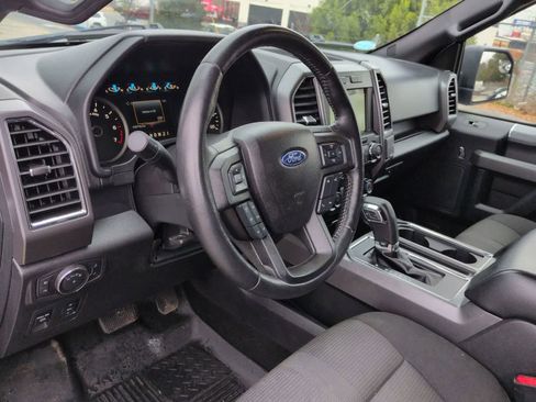 Used 2017 Ford F150 XLT w/ Equipment Group 302A Luxury image 10