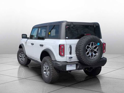 New 2025 Ford Bronco Badlands image 15