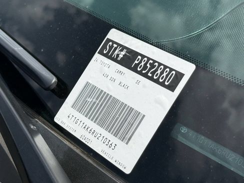 Used 2024 Toyota Camry SE w/ Blackout Package (TMS) FWD image 33