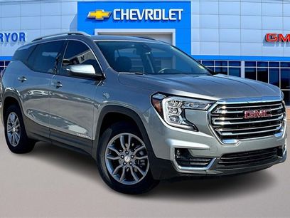Used 2024 GMC Terrain SLT