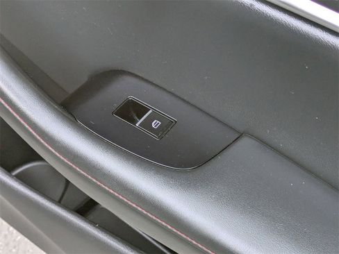 Used 2024 MAZDA MAZDA3 s image 35