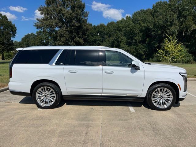 Used 2026 Cadillac Escalade ESV Luxury w/ Touring Package RWD image 10