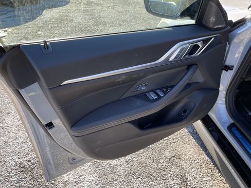 Used 2026 BMW 430i xDrive w/ M Sport Package AWD/4WD image 9