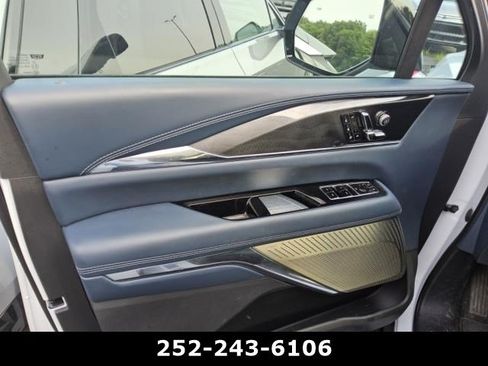 Used 2026 Cadillac Escalade IQ Sport 2 AWD/4WD image 13