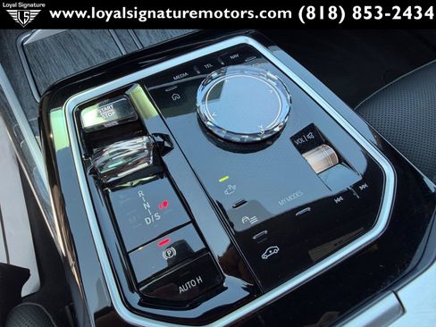 Used 2023 BMW 740i RWD image 29