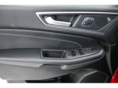 Used 2022 Ford Edge Titanium w/ Class II Trailer Tow Package image 28