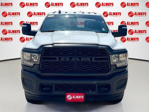 Used 2023 RAM 2500 Tradesman AWD/4WD image 2