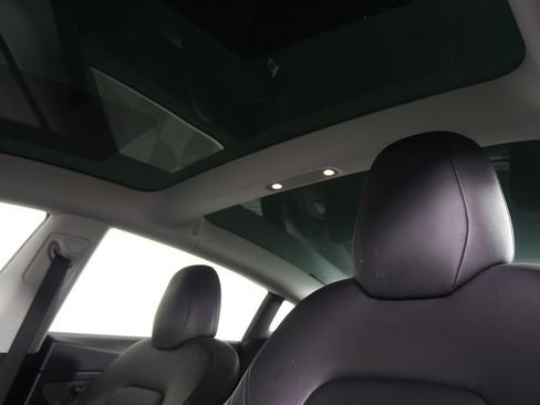 Used 2020 Tesla Model 3 Long Range image 9