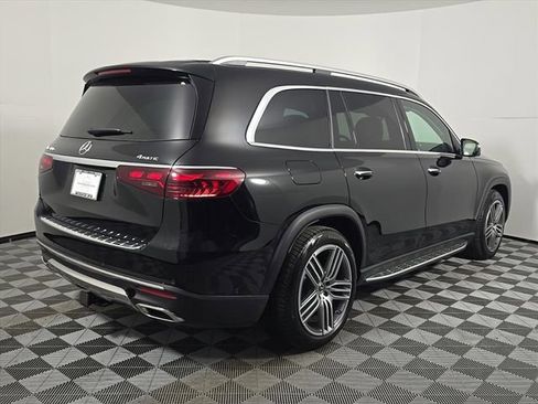 Used 2026 Mercedes-Benz GLS 450 4MATIC image 7