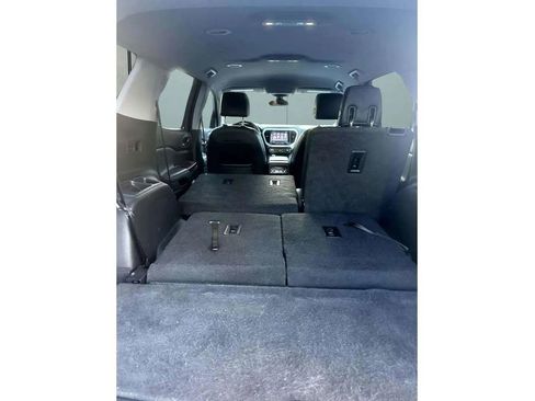 Used 2019 GMC Acadia SLT image 29
