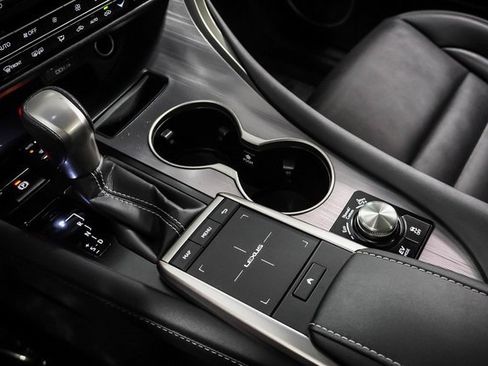 Certified 2022 Lexus RX 450h F Sport image 17