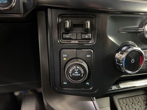 New 2025 Ford F150 Lariat w/ Equipment Group 502A High image 18