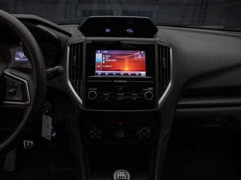 Used 2019 Subaru Crosstrek 2.0i image 23