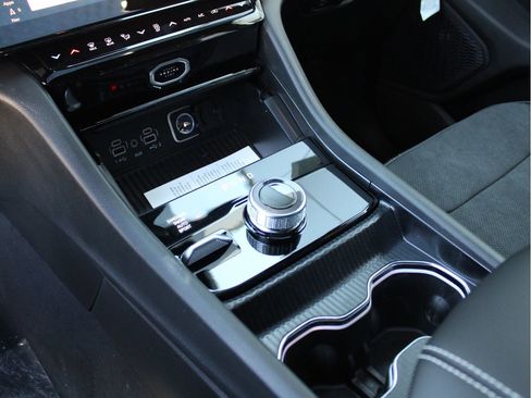 New 2026 Jeep Grand Cherokee L 4WD image 23
