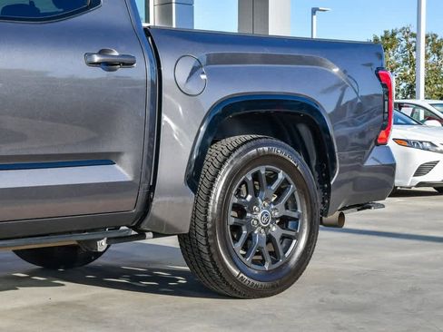 Used 2022 Toyota Tundra Platinum image 11