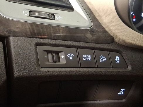 Used 2017 Hyundai Santa Fe Sport image 26