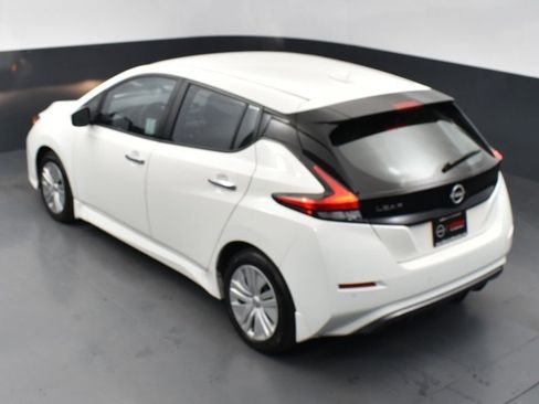 Used 2024 Nissan Leaf S image 48