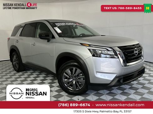 Used 2024 Nissan Pathfinder S FWD image 1