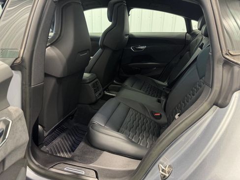 Used 2024 Audi e-tron GT Premium Plus w/ Performance Package image 21