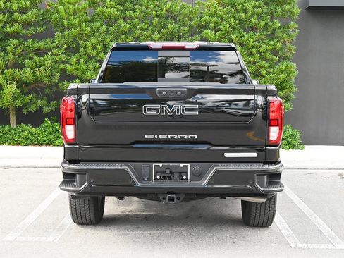 Used 2022 GMC Sierra 1500 Elevation w/ Elevation Premium Package image 5