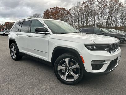 New 2025 Jeep Grand Cherokee Limited w/ Luxury Tech Group II