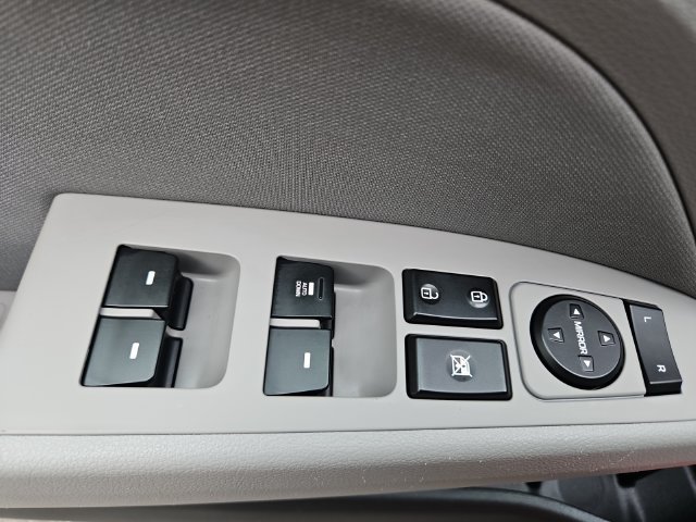 Used 2020 Hyundai Elantra SEL FWD image 26