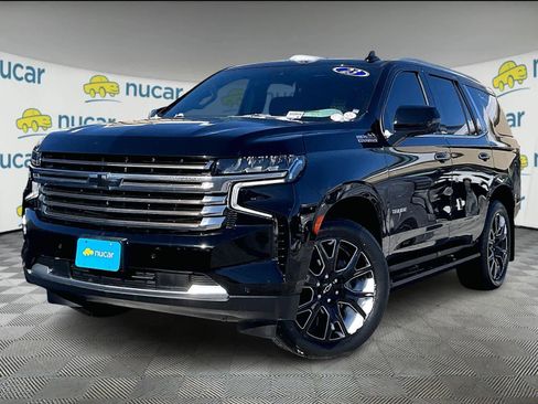 Used 2023 Chevrolet Tahoe High Country image 3