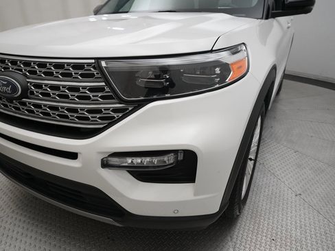 Used 2023 Ford Explorer Limited w/ Equipment Group 301A image 23