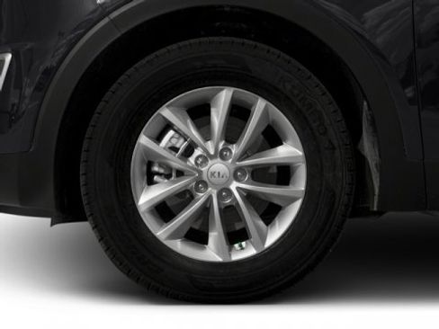 Used 2018 Kia Sorento LX image 14
