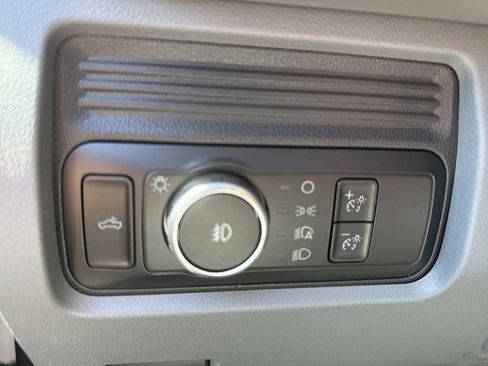 New 2026 Ford F350 XL w/ XL Driver Assist Package RWD image 25