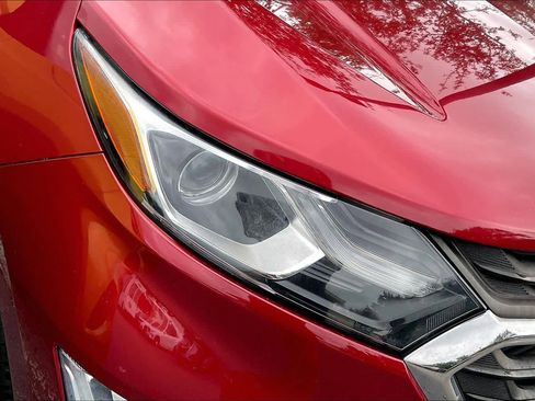Used 2018 Chevrolet Equinox LT image 26