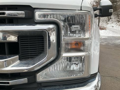 Used 2020 Ford F350 XLT w/ XLT Premium Package image 28