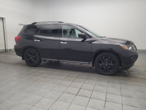 Used 2018 Nissan Pathfinder SL w/ Midnight Edition Package AWD/4WD image 11