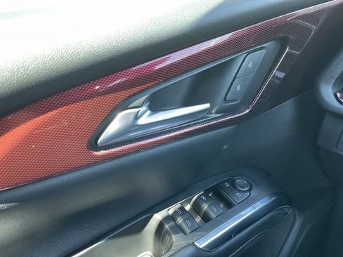 Used 2025 Chevrolet Traverse Z71 AWD/4WD image 13